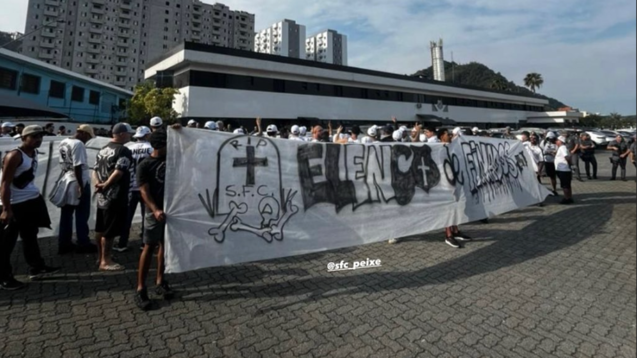 Invasão da torcida do Santos ao CT | Reprodução/Instagram/@sfc_peixe