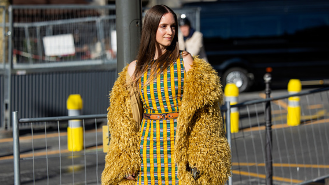 Pelúcia está de volta e traz nova cara para o conforto no street style