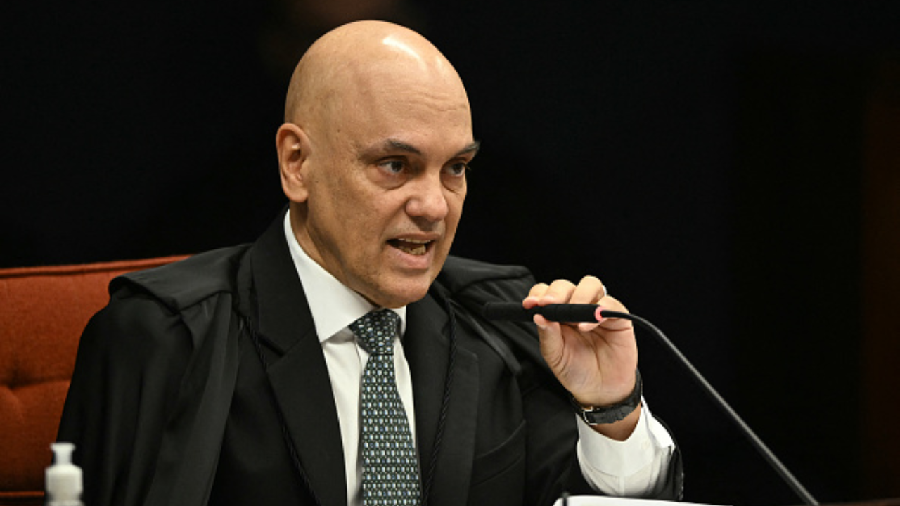 Alexandre de Moraes durante julgamento da tentativa de golpe de Estado | Reprodução/Evaristo Sa/AFP/Getty Images Embed
