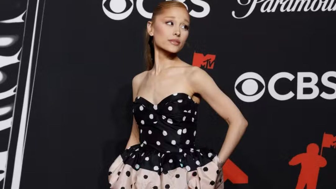 Estampa de bolinha volta a ser tendência e conquista celebridades