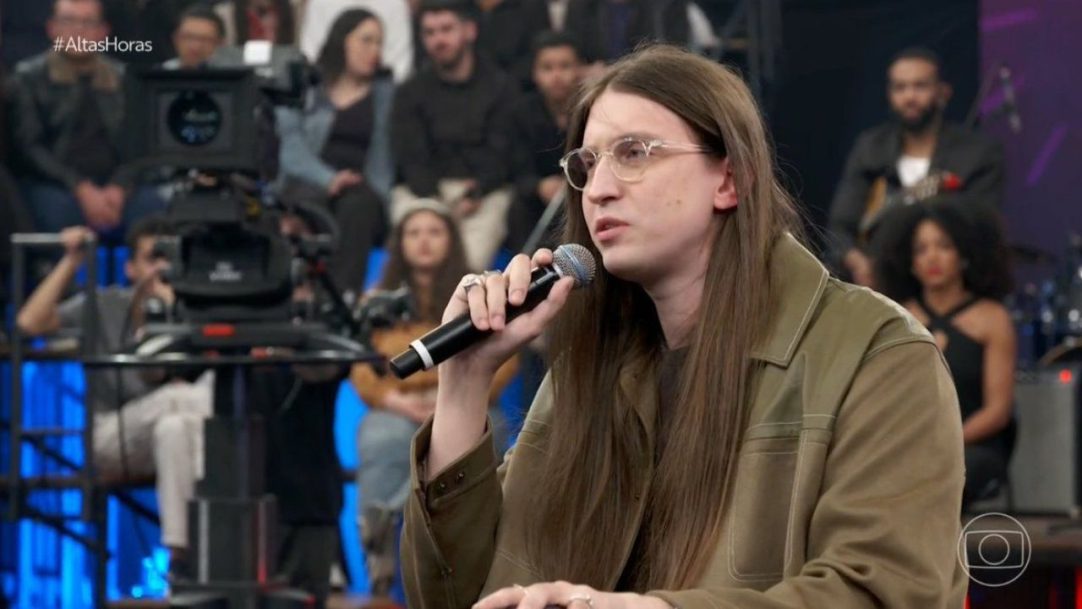 Jovem suspeito de ameaçar Felca é acusado de extorsão, em Olinda (PE)