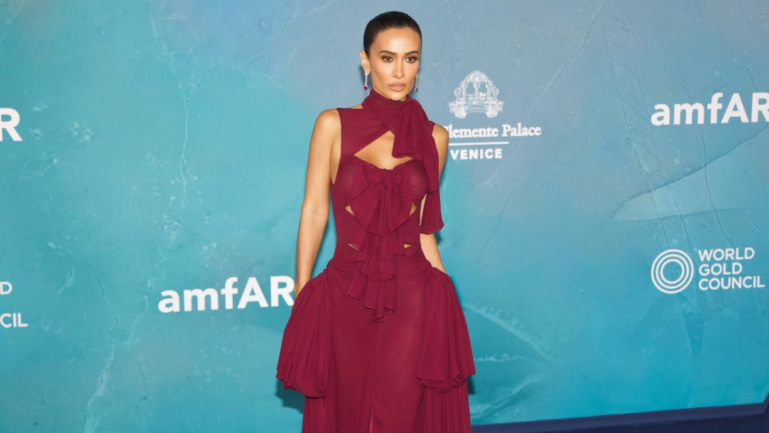 Silvia Braz marcou presença no Baile da amfAR em Veneza e brilhou ao lado de estrelas