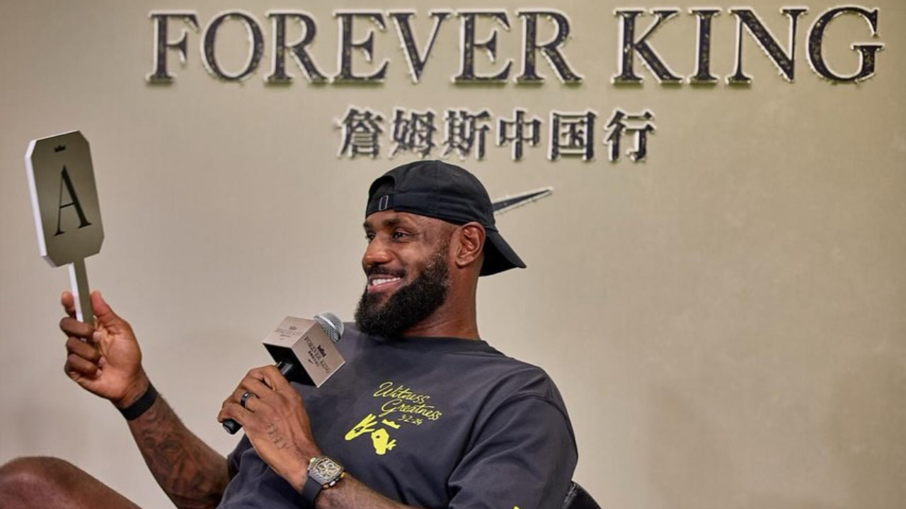 LeBron em turnê com Nike na China | Reprodução/Instagram/@kingjames
