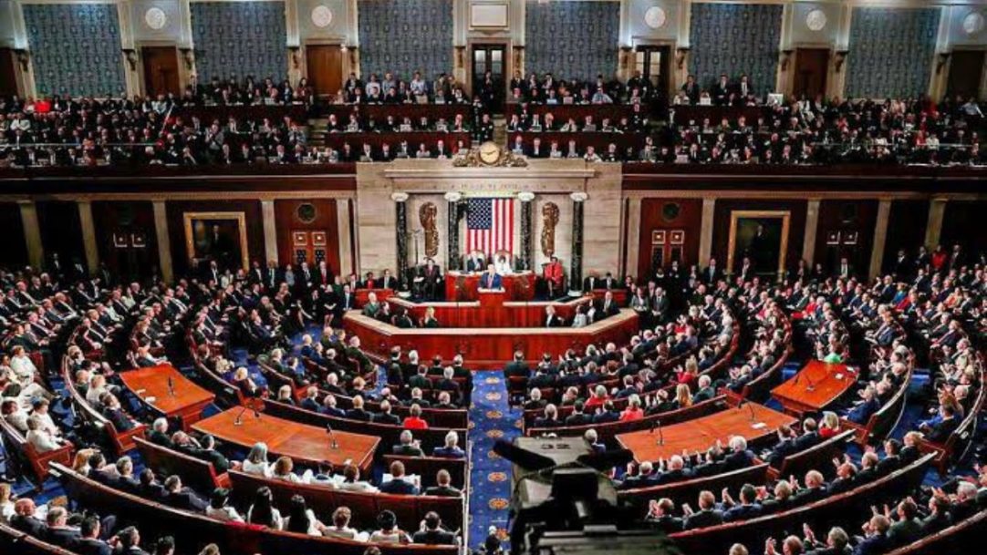 Senadores dos EUA apresentam projeto para acabar com taxação contra o Brasil