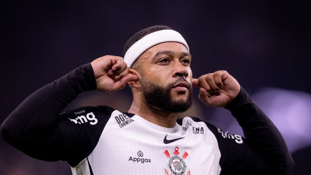 Memphis desabafa nas redes sociais sobre mentiras envolvendo seu nome