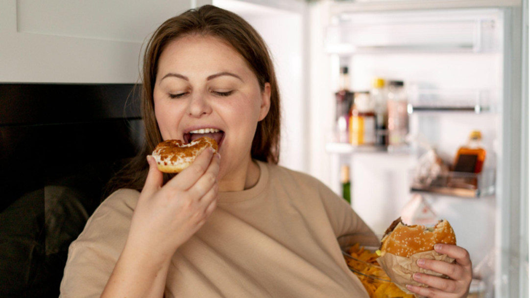 Fome emocional: como reconhecer e lidar com esse desafio cotidiano