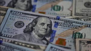 Queda do dólar para R$ 5,29 pode impulsionar investimentos em tecnologia no Brasil