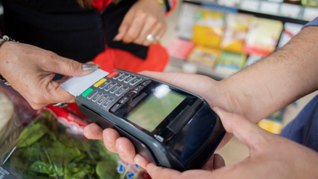 Lula discute novas regras para vale-refeição e alimentação