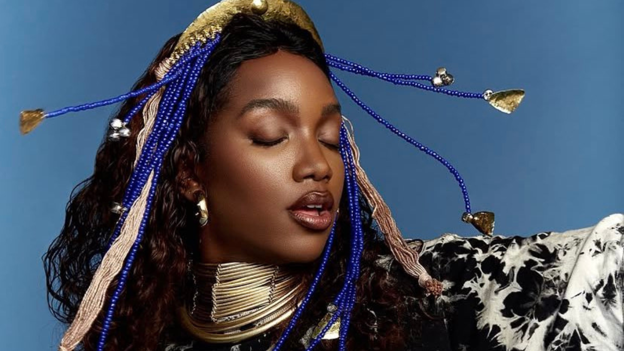 Cantora Iza | Foto: reprodução/X/@izaportal