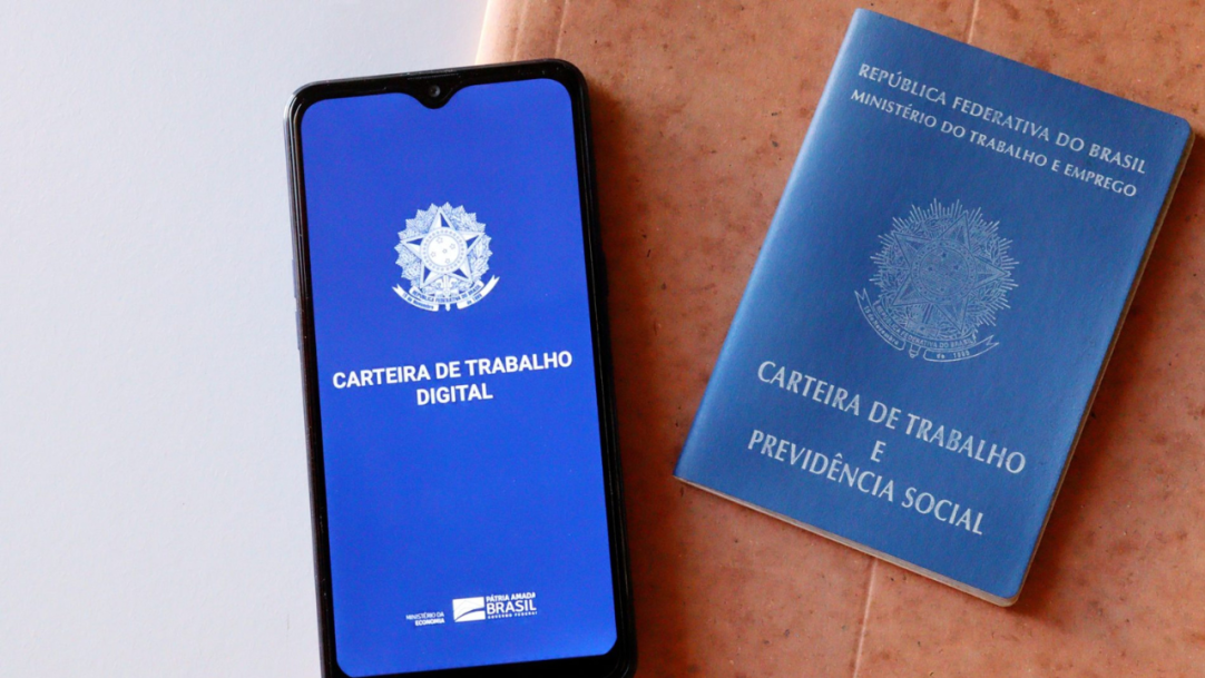 Desemprego recua e atinge 5,6%, o menor nível já registrado pelo IBGE