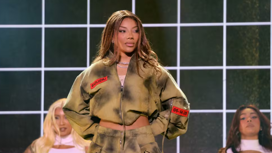 The Town 2025: Ludmilla canta com Victória Monét e anuncia novo álbum de R&B