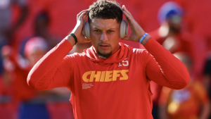 NFL: Patrick Mahomes celebra sua estreia em São Paulo