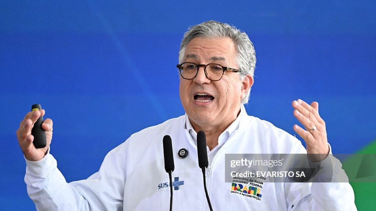 Alexandre Padilha | Reprodução/Evaristo Sa  /Getty Images Embed