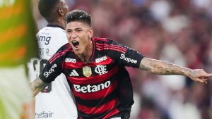 Flamengo empata com Vasco e se complica no Brasileirão 2025