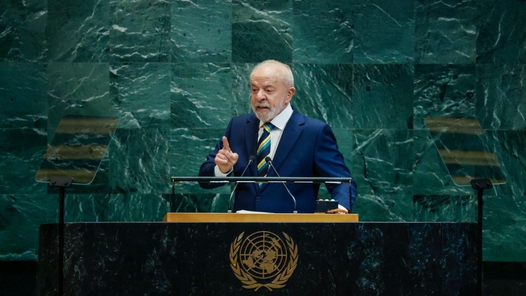 Lula afirma que PEC da Blindagem é uma vergonha nacional