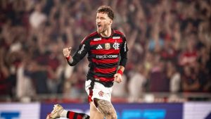 Flamengo sofre em duelos aéreos, mas Léo Pereira não vê dificuldade na partida