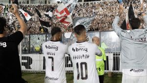 Vasco vence o Cruzeiro e se afasta do Z4 do Brasileirão 2025