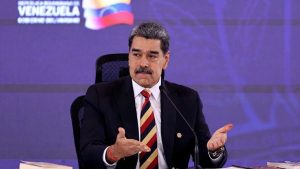 Maduro anuncia uso de armas de fogo como treinamento para a população