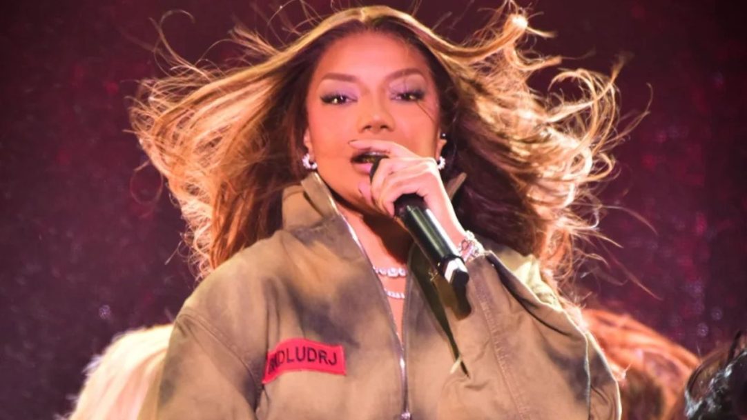 Ludmilla no The Town entrega espetáculo de estilo, emoção e repertório