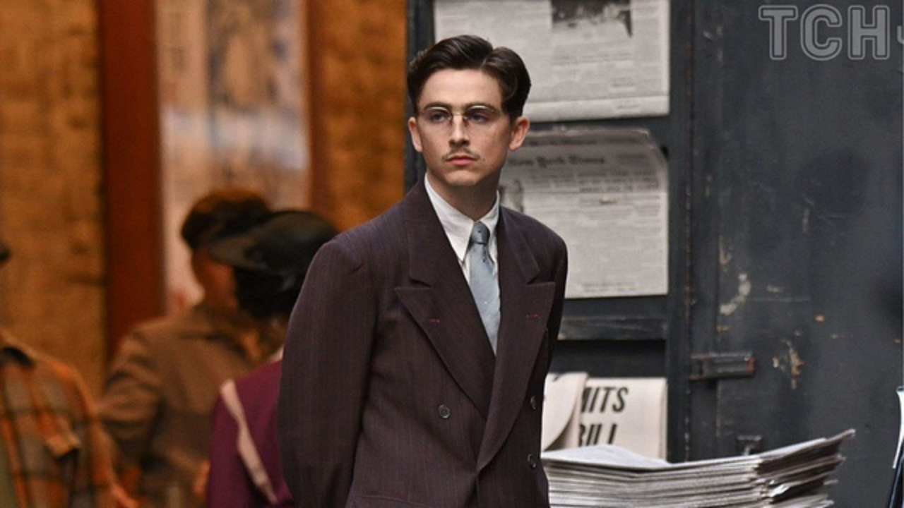 Timothée Chalamet em cena de Marty Supreme nova superprodução da A24 | Reprodução/JamesDevaney/Getty Images Embed