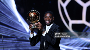 Dembélé conquista Bola de Ouro e vive temporada histórica pelo PSG