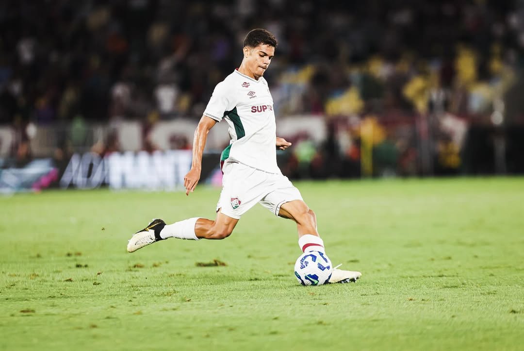 Julio Fidelis durante o jogo contra o Corinthians
