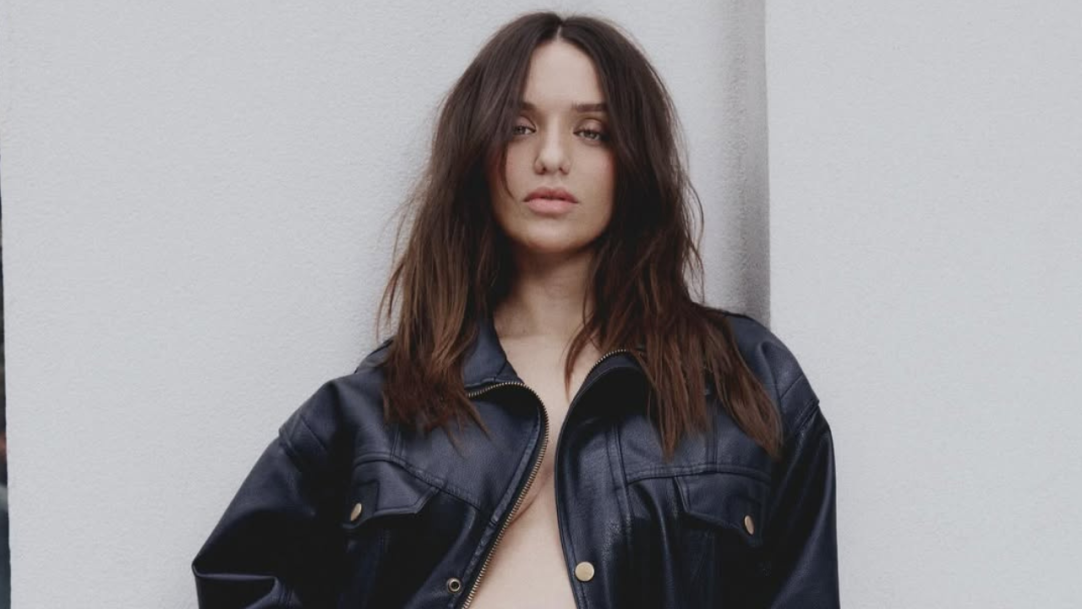 Rafa Kalimann exibe barriga de gravidez no The Town e diz estar segura com o corpo