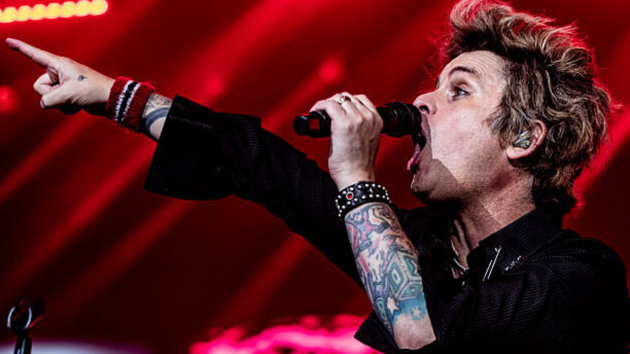 Billie Joe Armstrong | Reprodução /Paul Bergen /Getty Images Embed