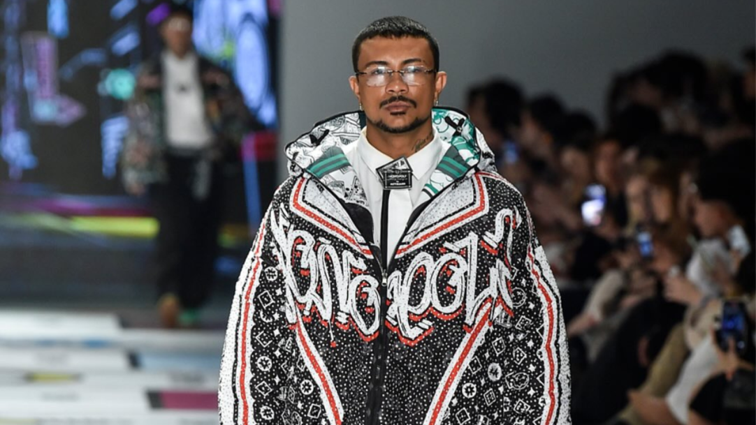 SPFW: Dario Mittmann transforma passarela em tabuleiro de jogo