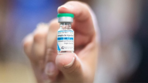 Brasil recebe 1º lote de antídoto contra intoxicação por metanol