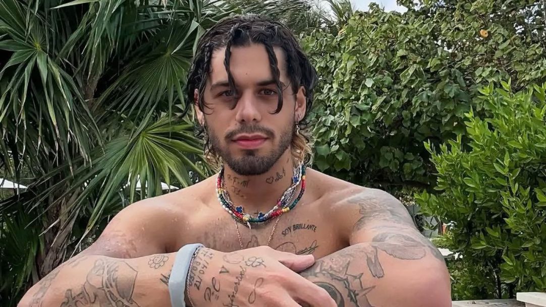 Zé Felipe é criticado após aparecer dirigindo com o filho no colo; equipe se pronuncia