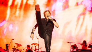 Clássicos eternos e incomparáveis performances de Axl Rose marcam show do Guns N’Roses na capital paulista