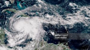 Região mais populosa da Jamaica na rota do furacão Melissa