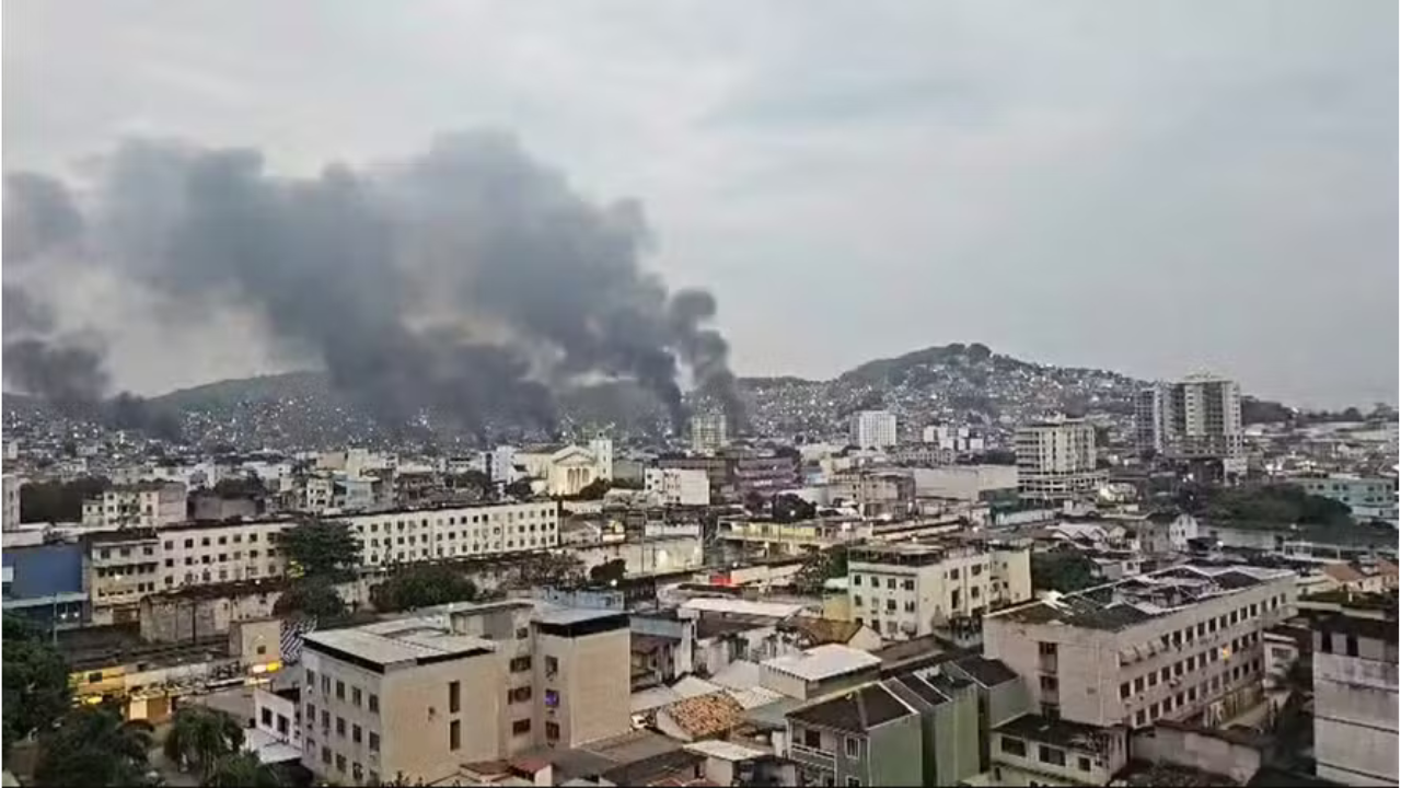 Megaoperação da Segurança Pública do Rio contra o Comando Vermelho nos Complexos do Alemão e da Penha | Reprodução/Fabiano Rocha/ TV Globo