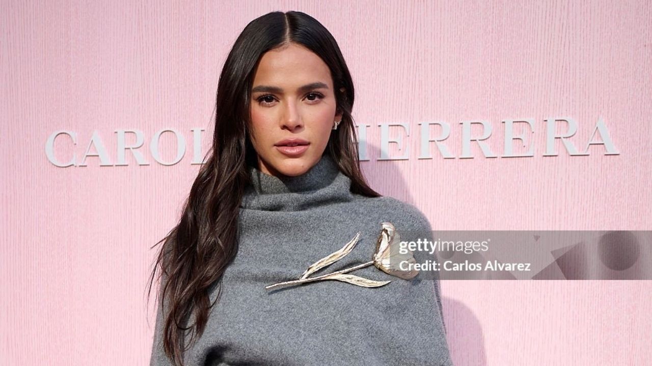 Bruna Marquezine | Reprodução/Carlos Alvarez/Getty Images Embed