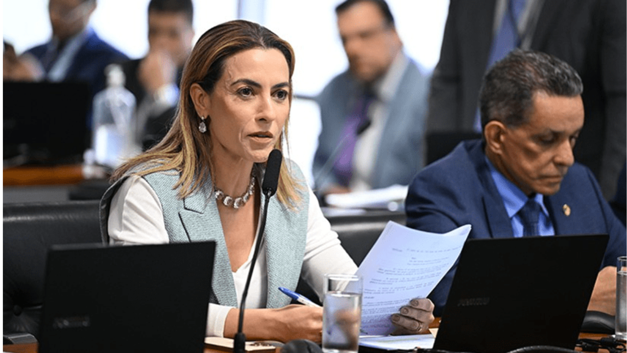 Senadora Soraya Thronicke, relatora de projeto que enquadra misoginia na lei do racismo | Reprodução/Edilson Rodrigues/Agência Senado 