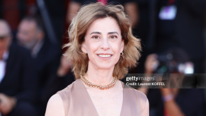 Fernanda Torres anuncia início de gravações de ‘Os Corretores’