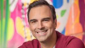 Tadeu Schmidt antecipa mudanças do BBB 26 e promete temporada histórica