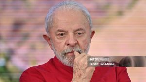 Lula permite acabar com a obrigação de aulas em autoescola