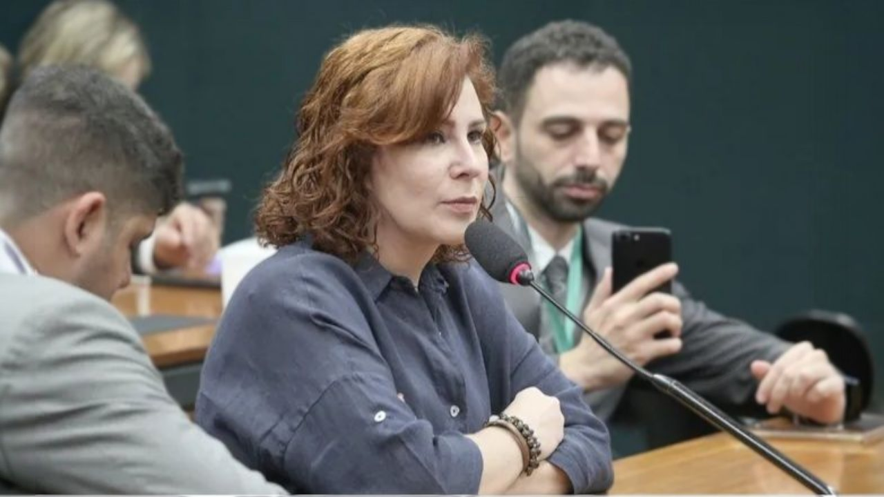 Deputada Carla Zambelli | Reprodução/Instagram/@carla.zambelli