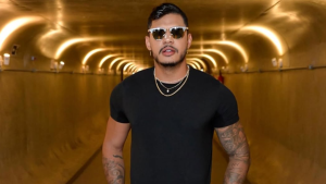 Cantor Hungria passa por hemodiálise após suspeita de intoxicação por metanol