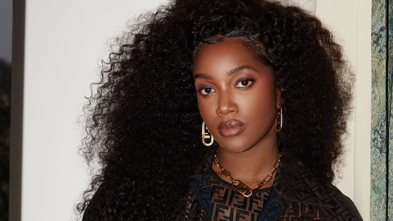 Iza | Reprodução/Instagram/@voguebrasil