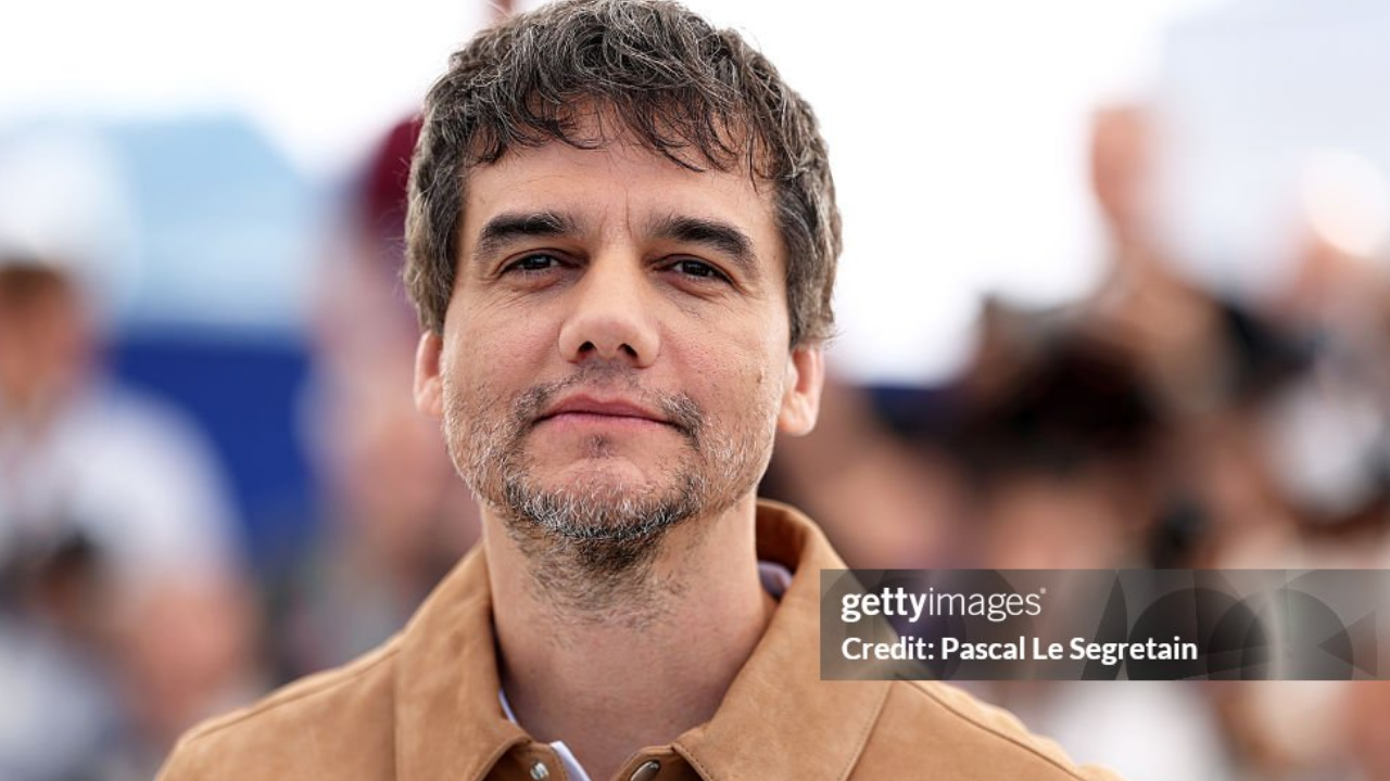 Wagner Moura, protagonista de “O Agente Secreto” | Reprodução/Pascal Le Segretain/Getty Images Embed