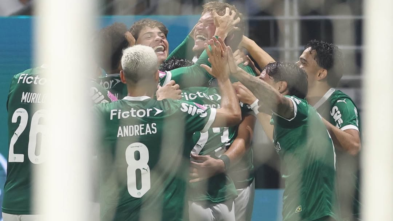 Jogadores palmeirenses em comemoração | Reprodução/Instagram/@palmeiras