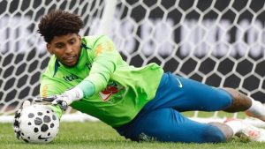 Goleiro do Corinthians estreia como titular na Seleção Brasileira
