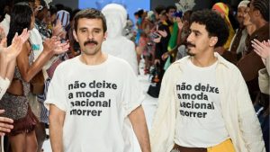 SPFW N60: LED transforma passarela em verdadeira festa de Carnaval