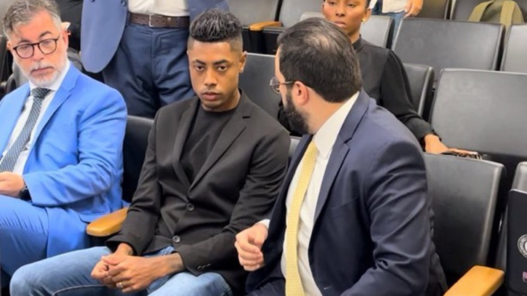 STJD adia decisão sobre Bruno Henrique e aumenta tensão no Flamengo