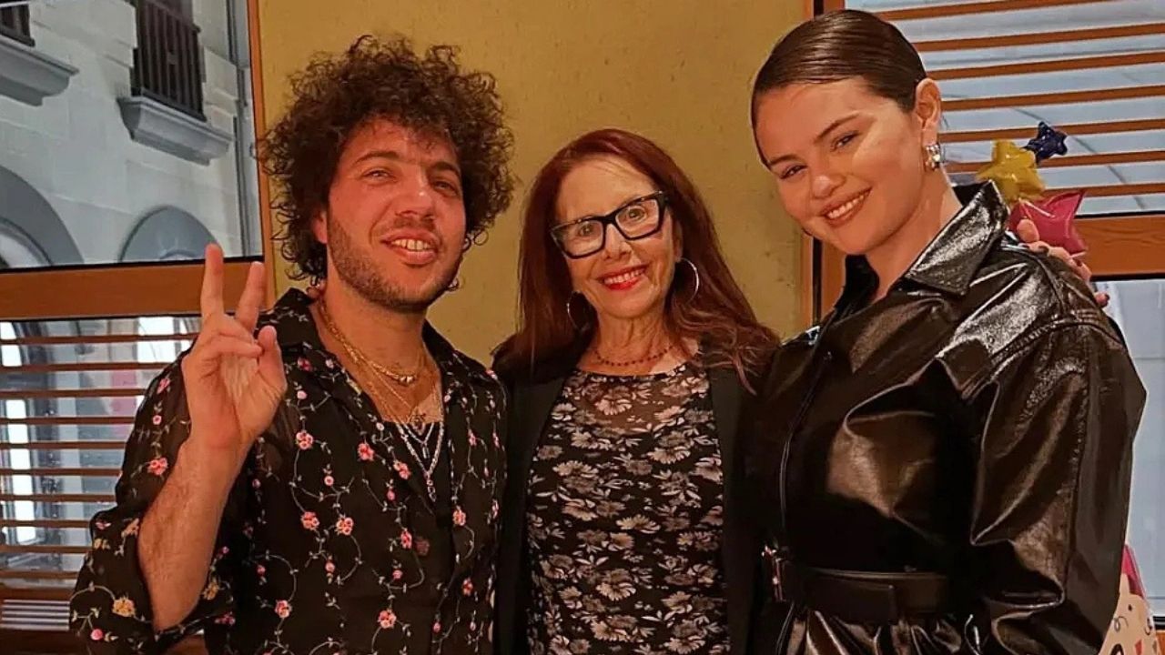 Selena Gomez, Sandra Beth Levin e Benny Blanco | Reprodução/Instagram/@selenagomez
