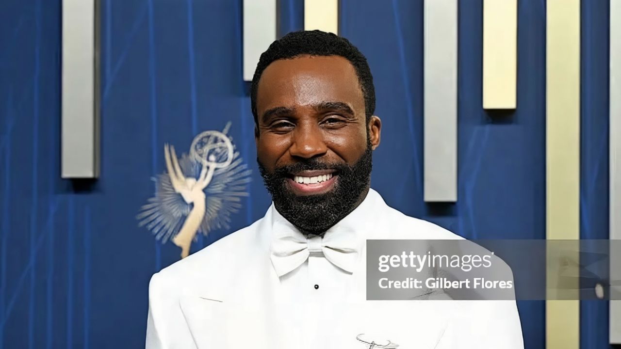 Tramell Tillman | Reprodução/Gilbert Flores/Getty Images Embed