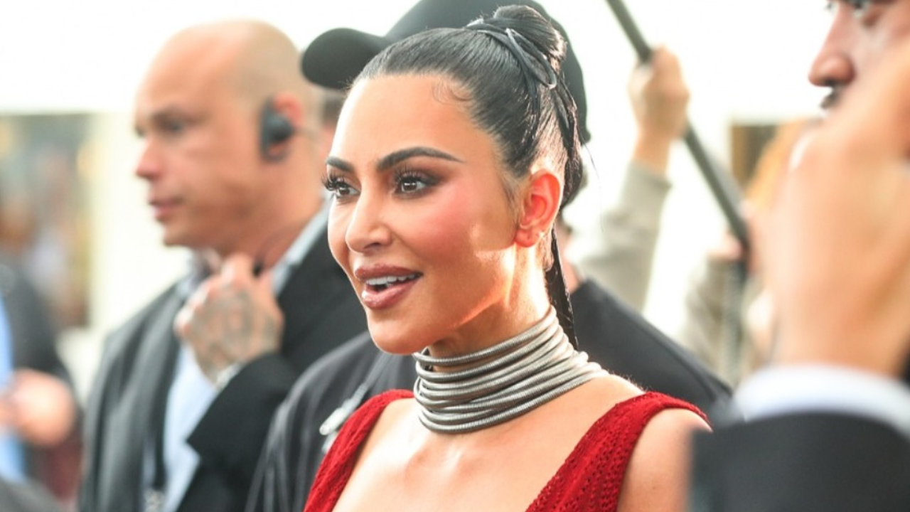 Kim Kardashian no Copacabana Palace | Reprodução/Instagram/@hugogloss